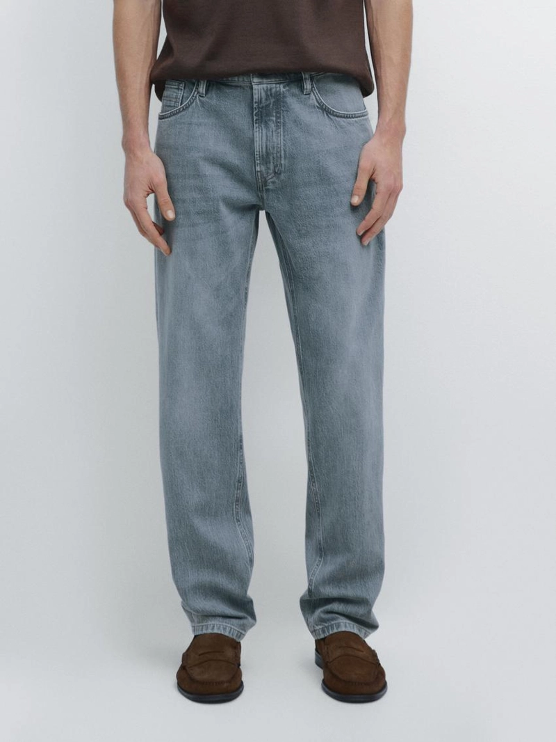 Джинсы стройные суженные