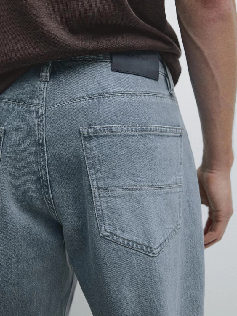 Джинсы стройные суженные