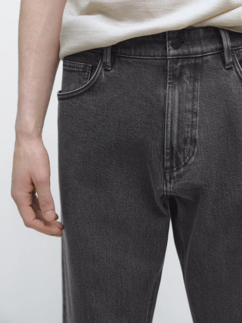 Джинсы с узким кроем