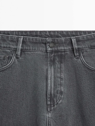 Джинсы с узким кроем- Заказать в России