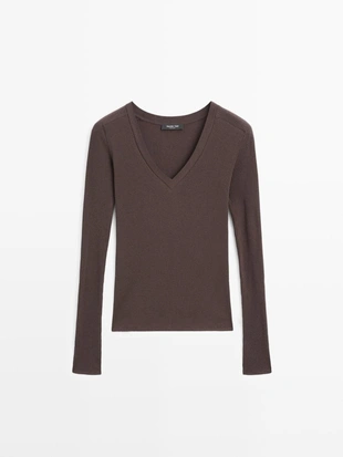 Футболка с длинным рукавом и V-образным вырезом из ребристой ткани- Заказать в России