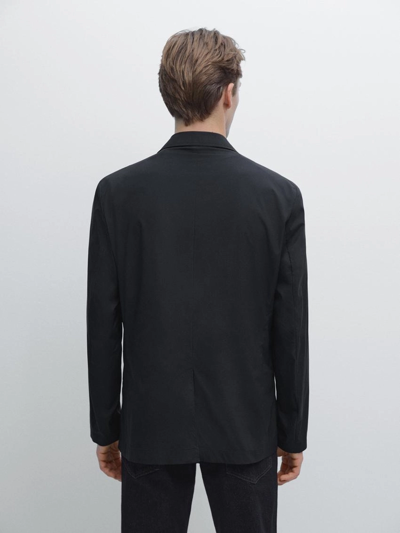 Легкий технический пиджак