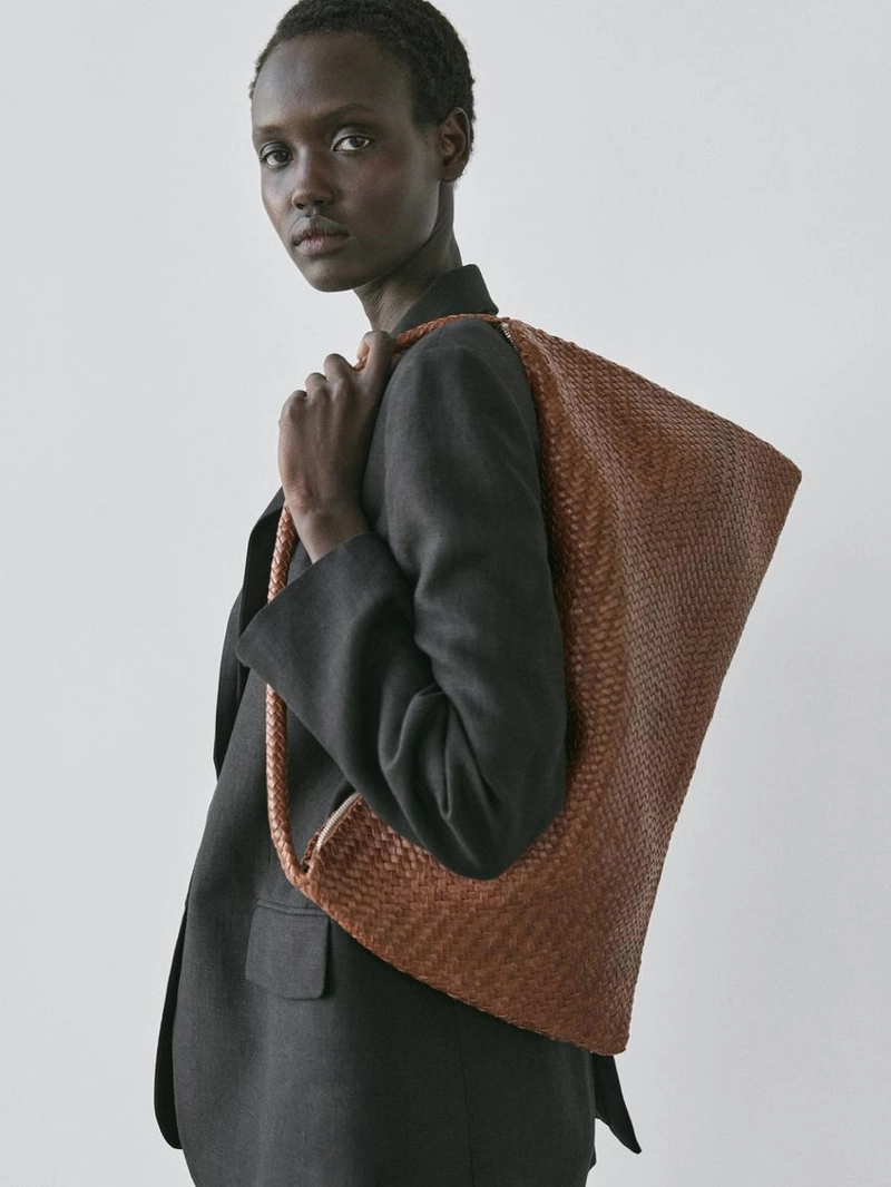 Льняной пиджак с деталями на лацканах