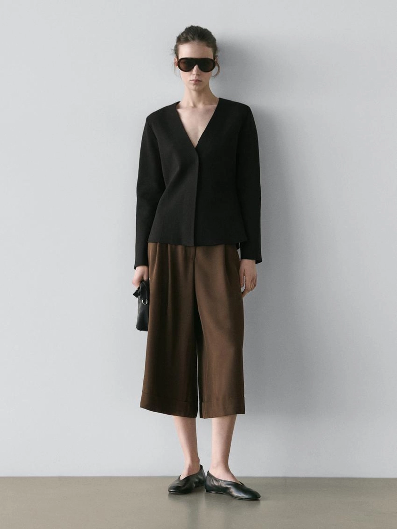 Длинные бермуды с подвернутыми краями