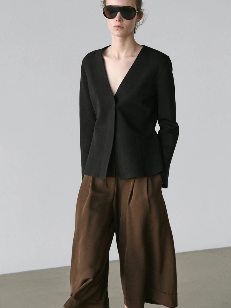 Длинные бермуды с подвернутыми краями