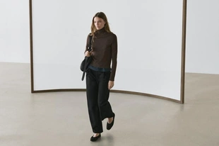 Брюки из хлопка C защипами- Заказать в России