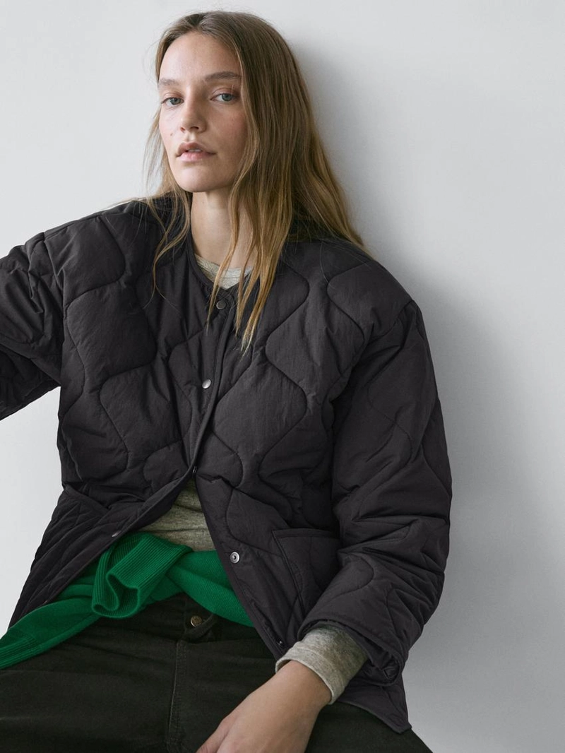 Куртка-пончо с орнаментом стежки