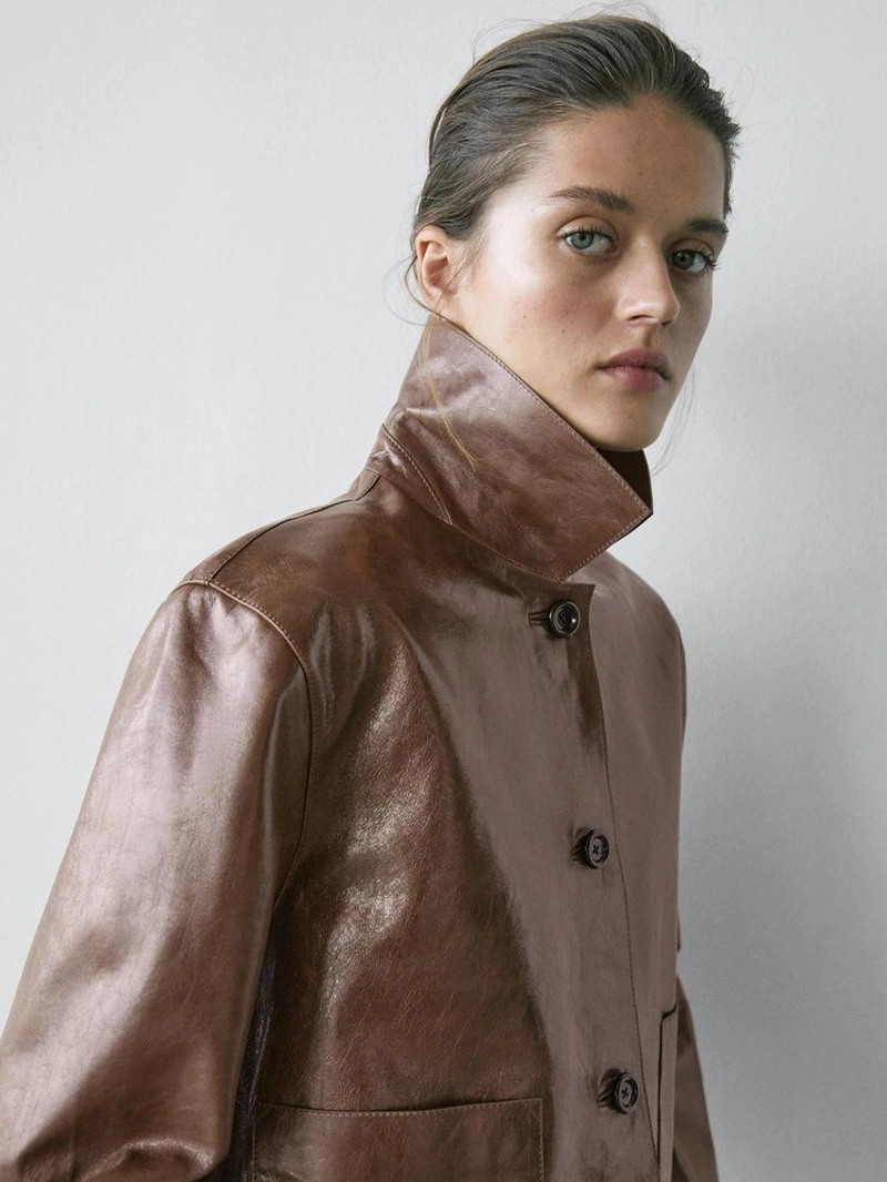 Укороченная куртка из натуральной кожи