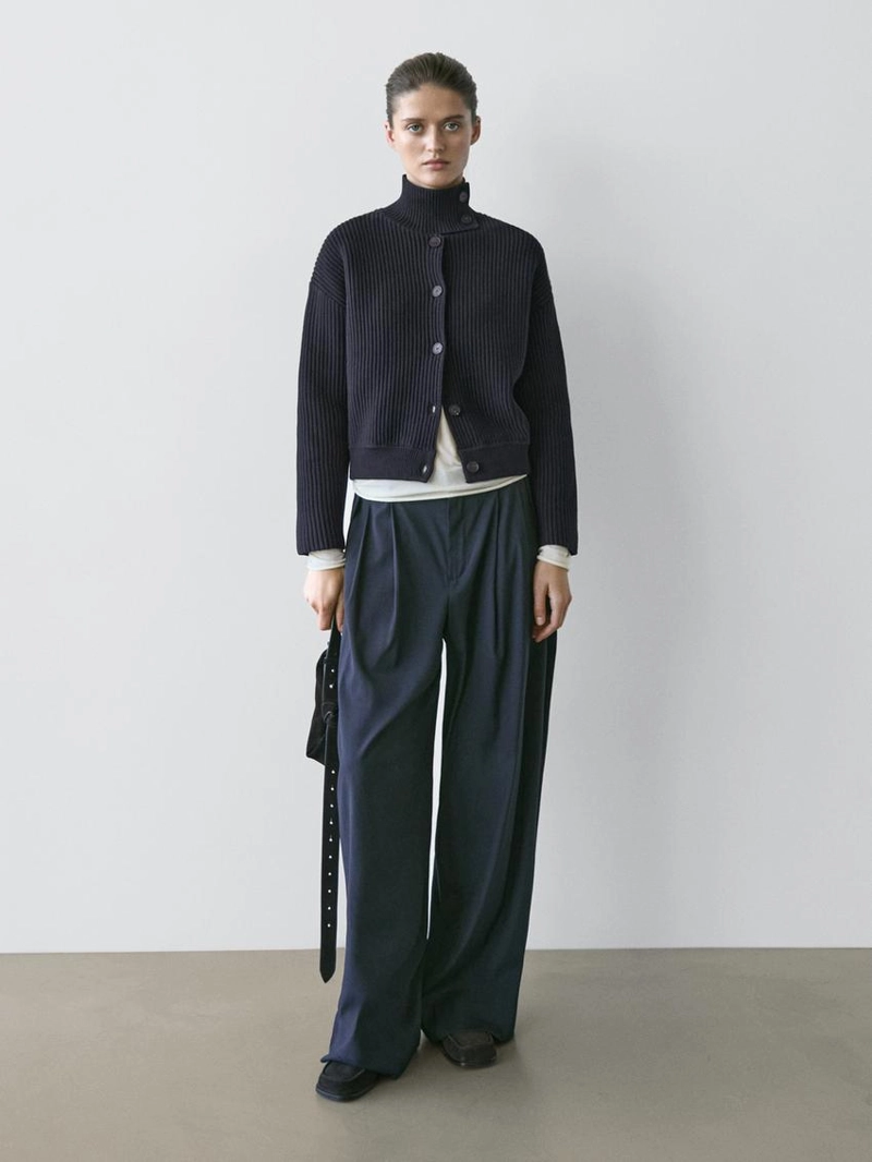 Кардиган из хлопкового трикотажа с высоким воротником