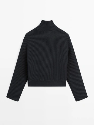 Кардиган из хлопкового трикотажа с высоким воротником- Заказать в России