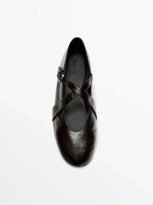 Балетки с перекрещивающимися ремешками и пряжкой- Заказать в России