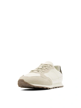 Кроссовки с контрастной задней частью- Заказать в России