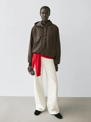 Пуховик с высоким воротником- Заказать в России