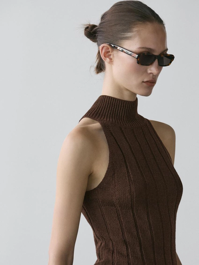 Топ с высоким воротником и завязками из хлопково-вискозного микса