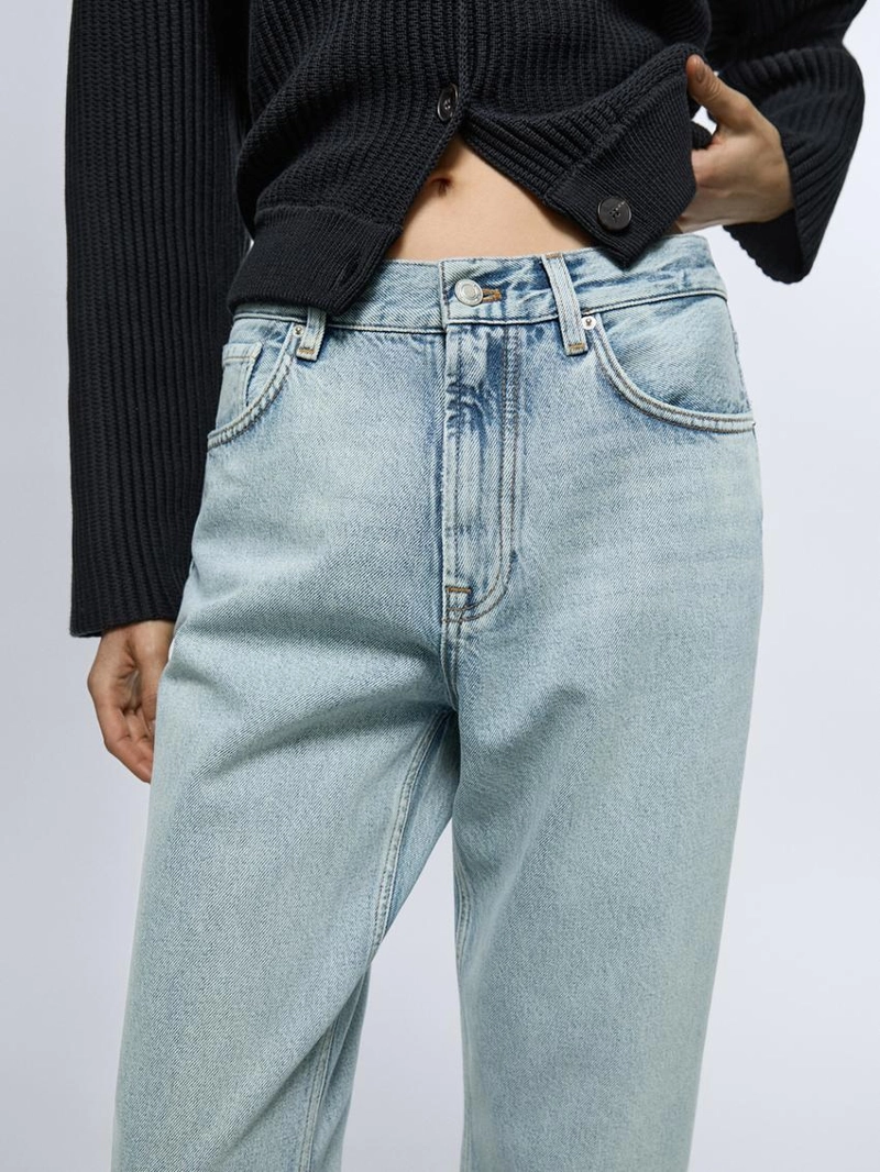 Джинсы прямого кроя с высокой посадкой