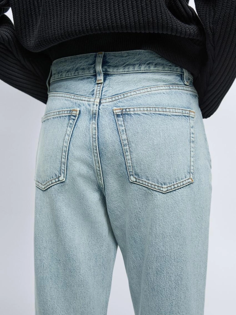 Джинсы прямого кроя с высокой посадкой