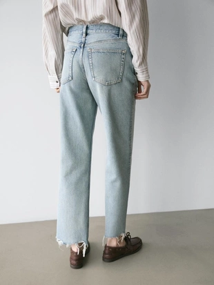 Джинсы прямого кроя с высокой посадкой- Заказать в России