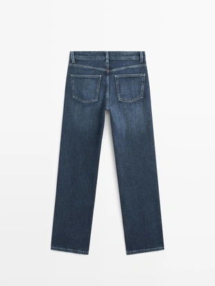 Джинсы с высокой талией прямого кроя и комфортным покроем- Заказать в России