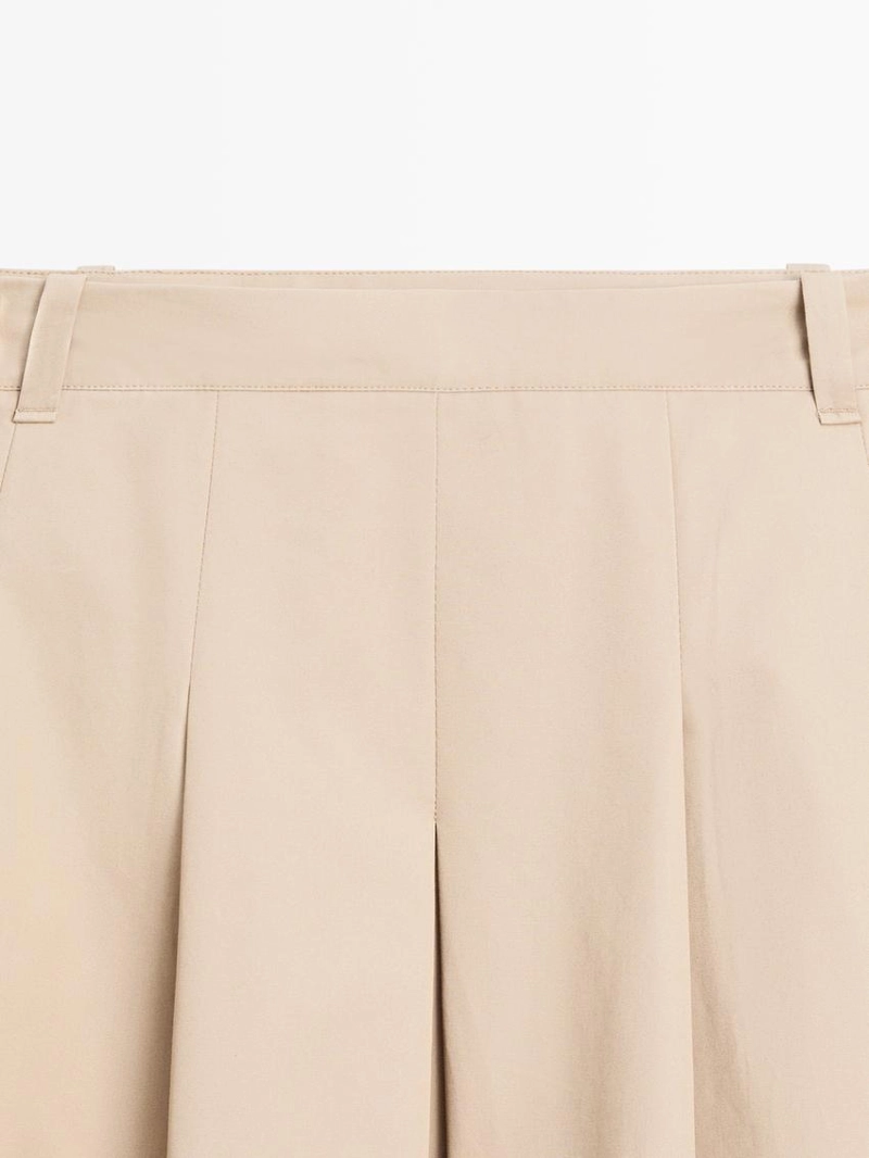 Юбка миди с боковыми складками