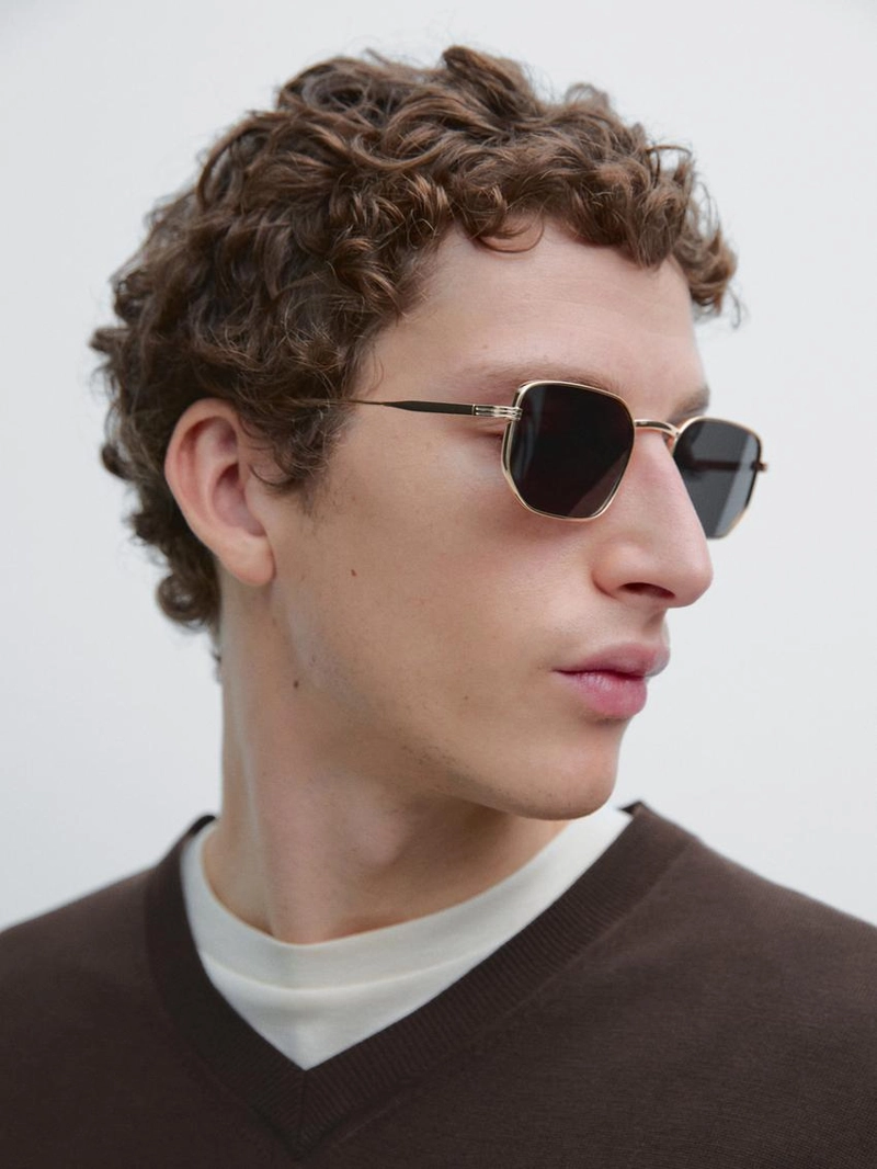 Вязаный свитер с v-образным вырезом из хлопкового микса