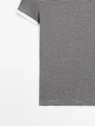 Футболка с коротким рукавом с контрастными деталями- Заказать в России