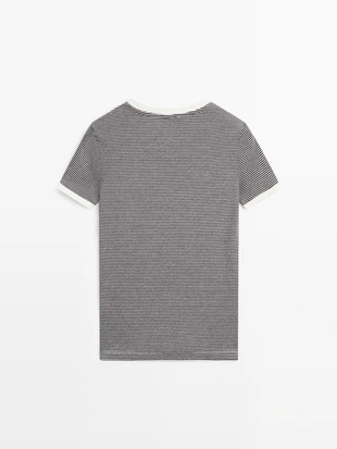 Футболка с коротким рукавом с контрастными деталями- Заказать в России