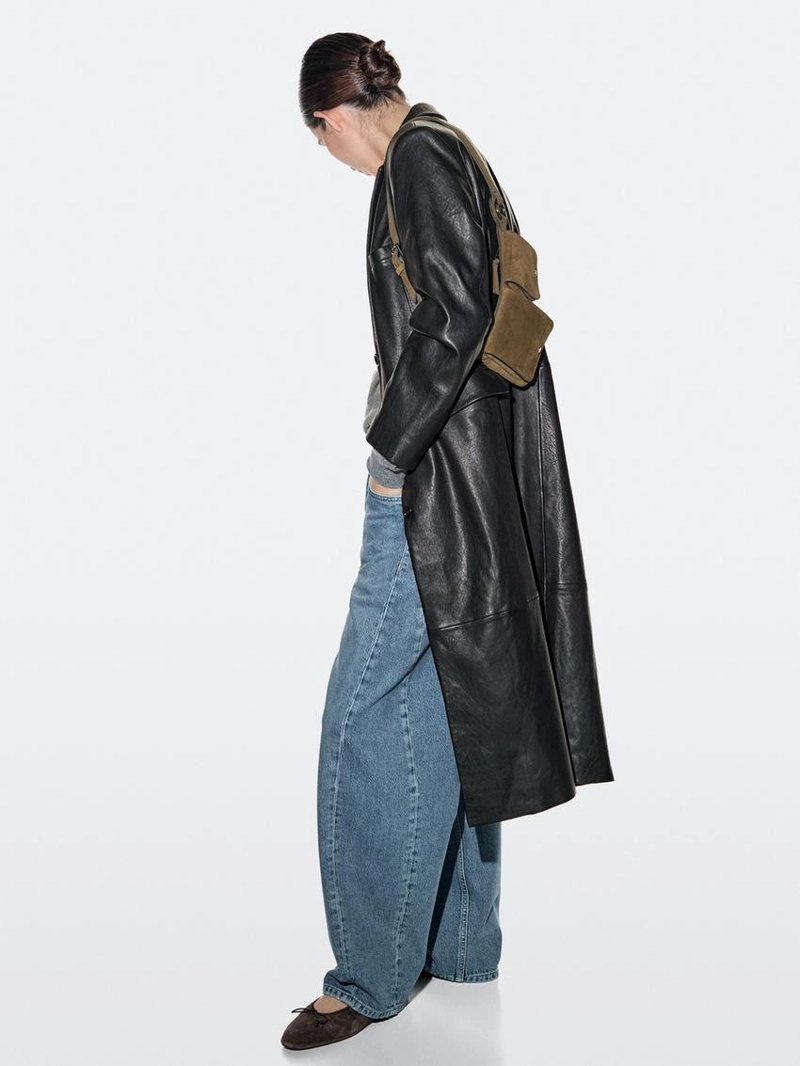 Поясная сумка из натуральной и спилковой кожи с двумя отделениями