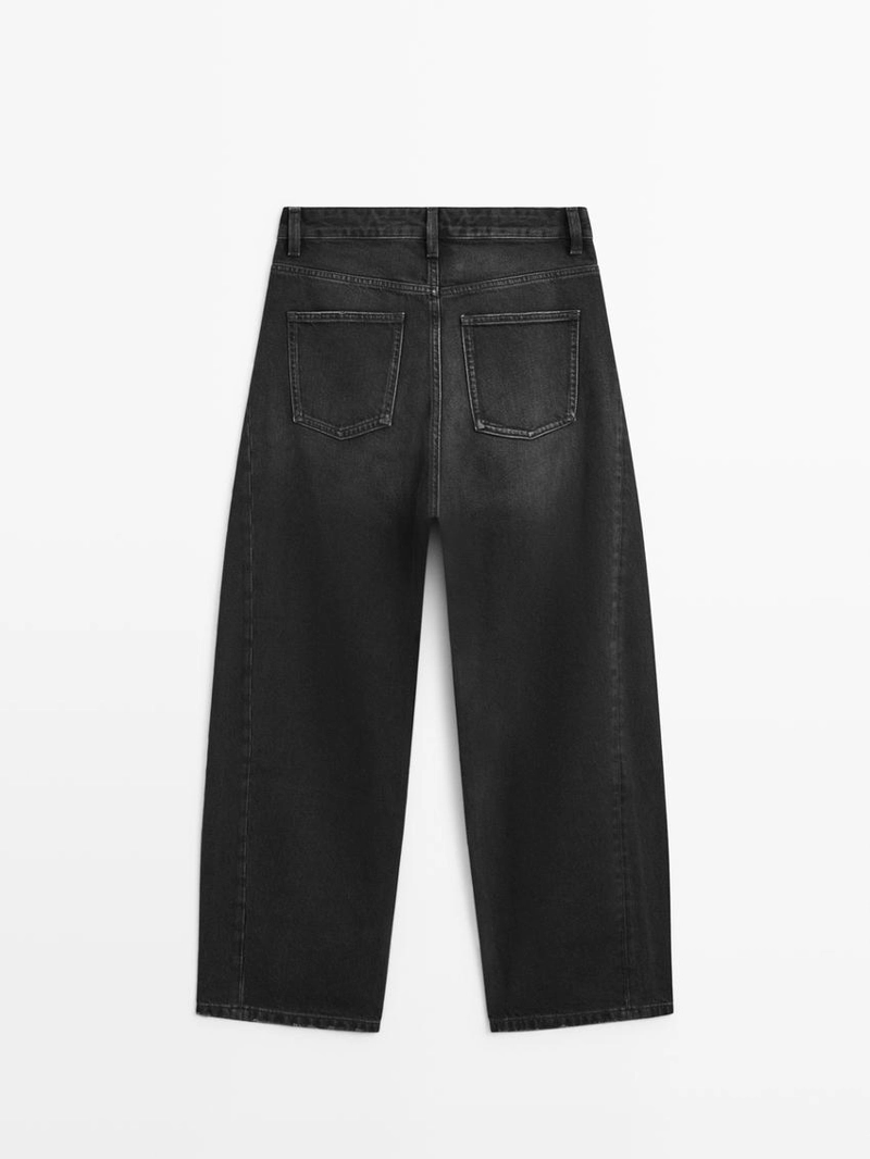 Джинсы средней посадки свободного кроя