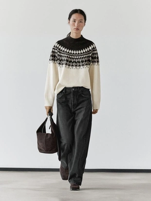 Джинсы средней посадки свободного кроя- Заказать в России