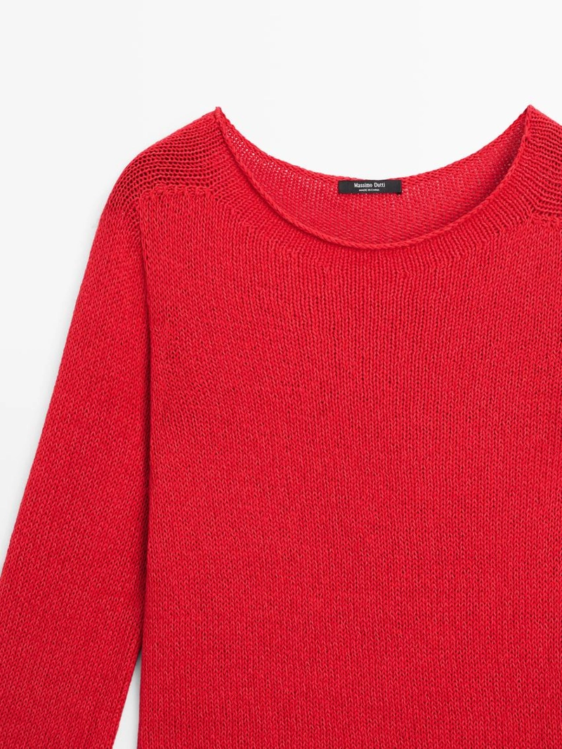 Асимметричный вязаный свитер