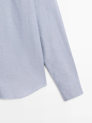 Рубашка из меланжированного хлопкового полотна с регулярной посадкой- Заказать в России