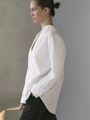 Рубашка из поплина с деталями на груди- Заказать в России