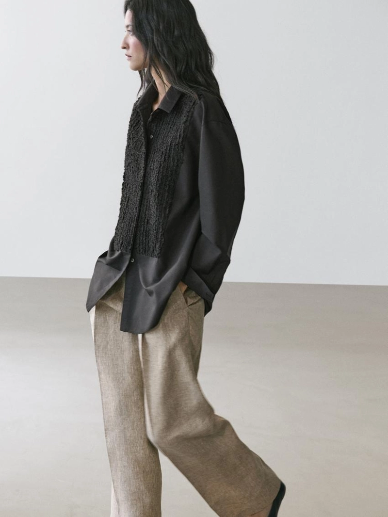 Рубашка с застежкой на биб-листочке и вышивкой