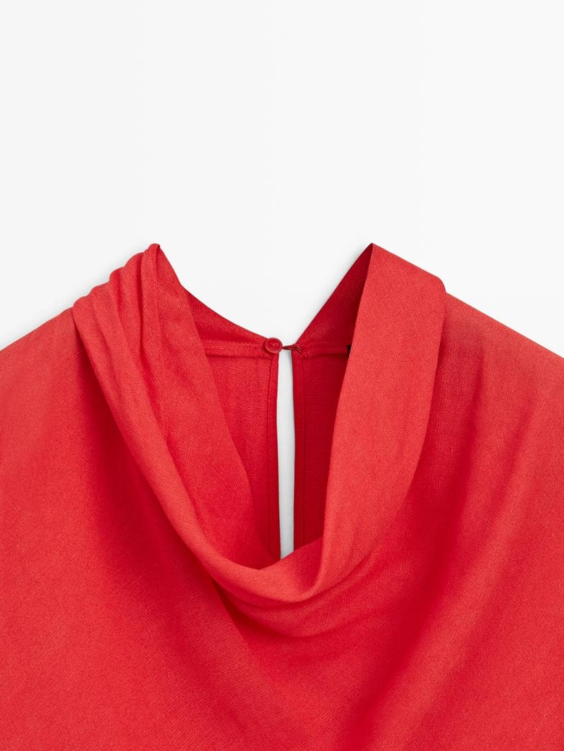 Блуза с плавным драпированным воротником