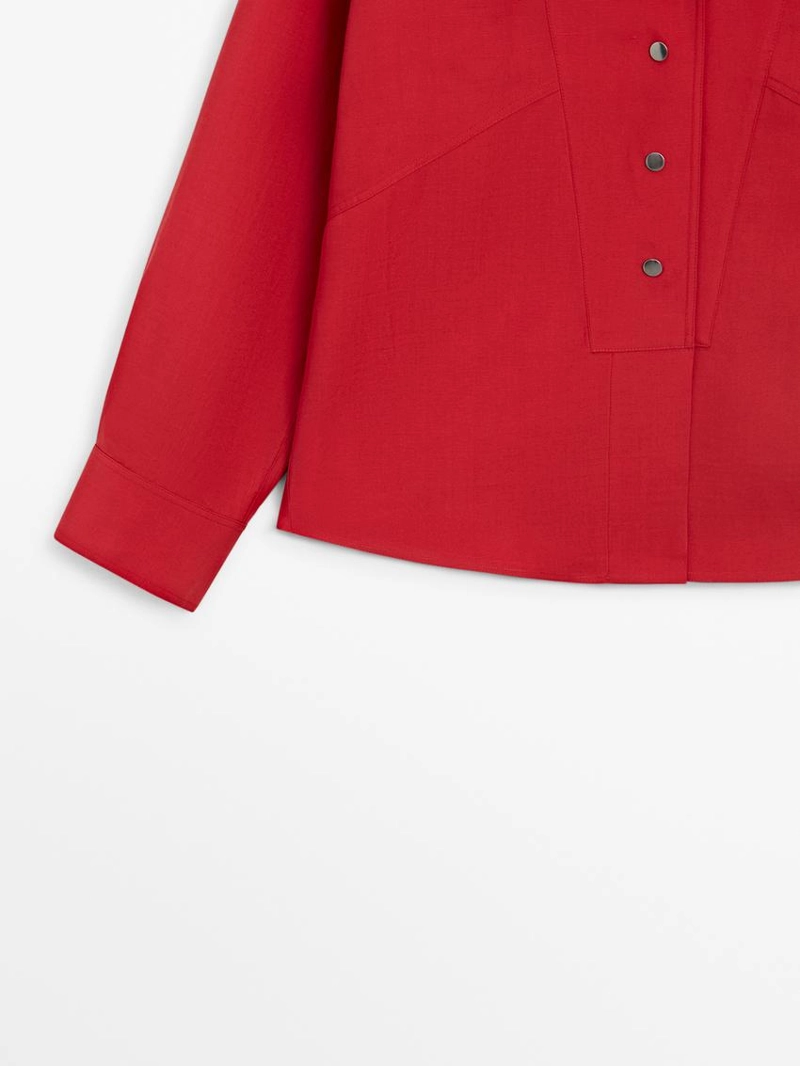 Рубашка с пуговицами на кнопках