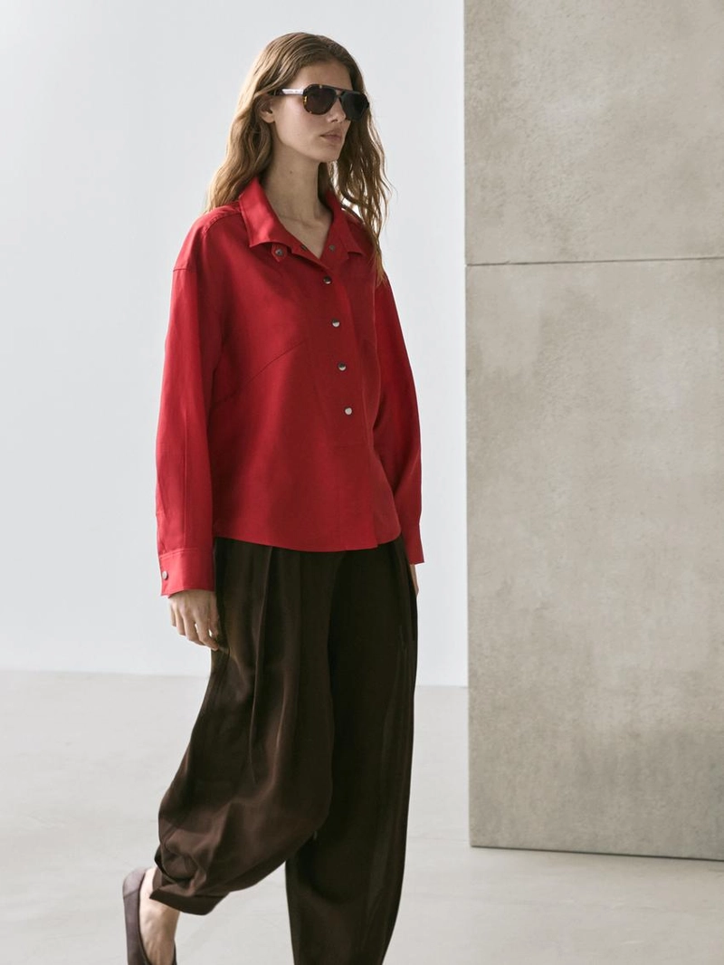 Рубашка с пуговицами на кнопках