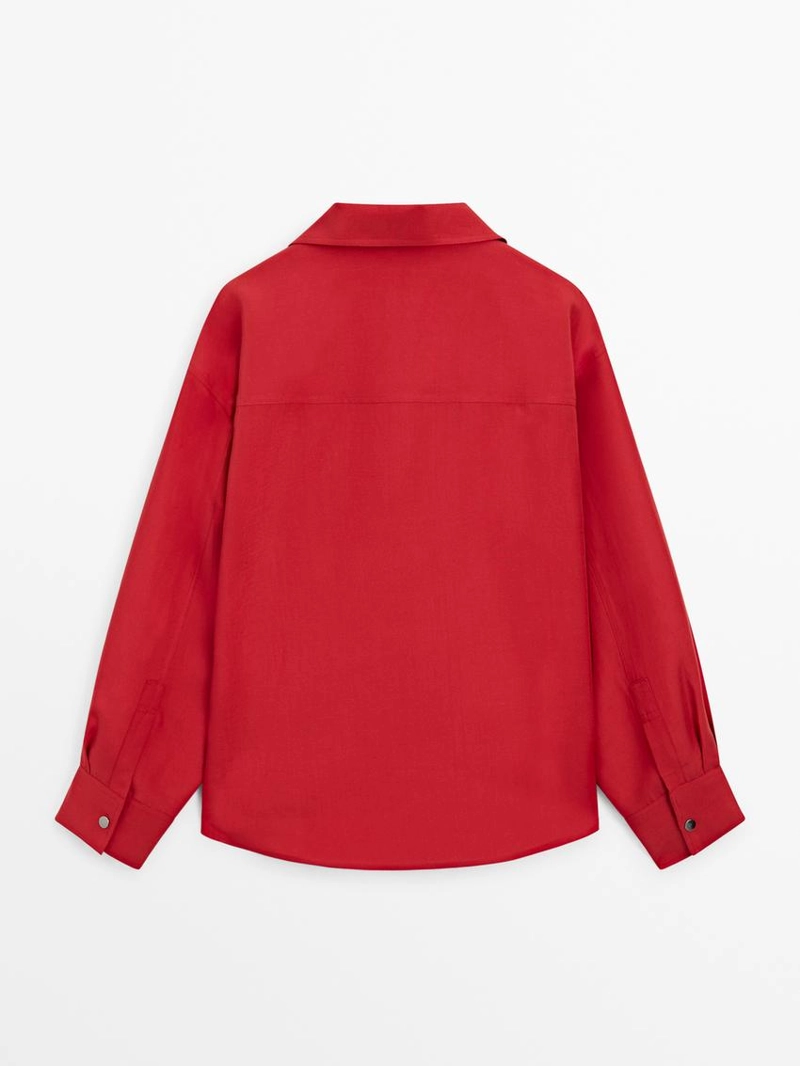 Рубашка с пуговицами на кнопках