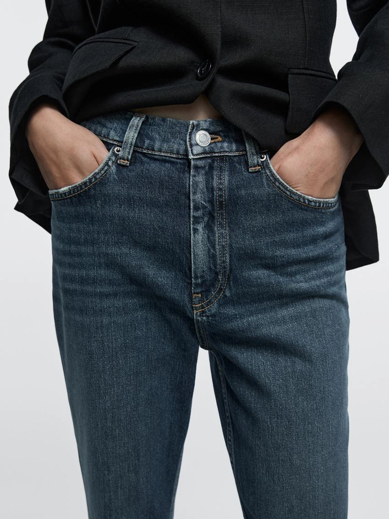 Джинсы буткат с высокой талией