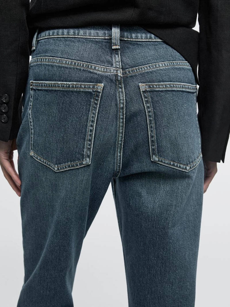 Джинсы буткат с высокой талией