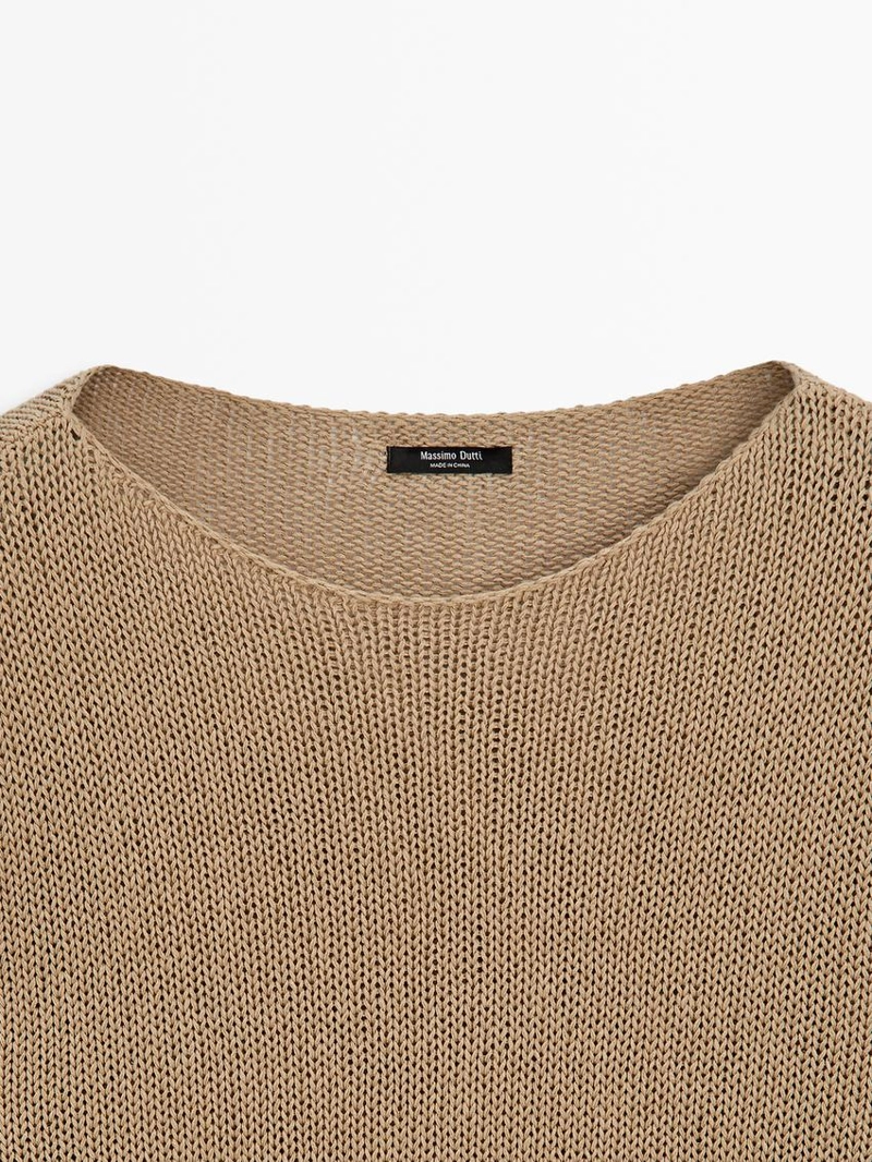 Свитер с вырезом из смесового хлопка