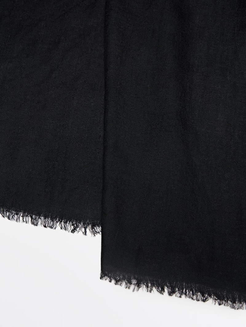 Легкий шарф из 100% шерсти