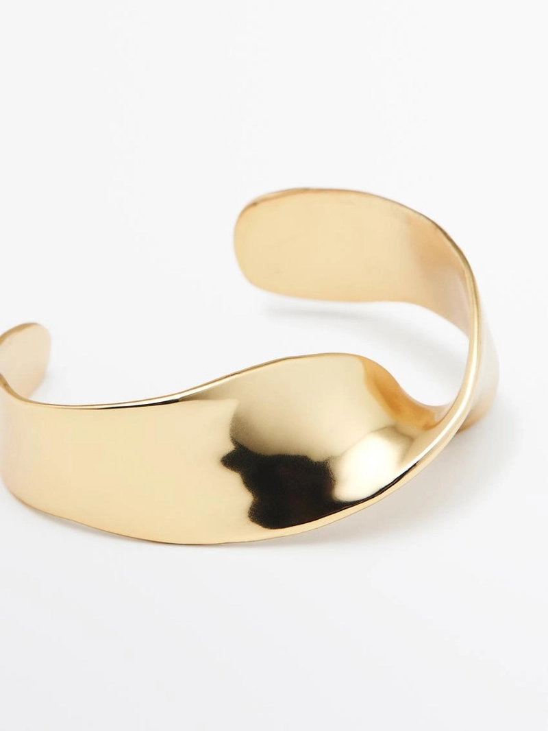 Широкий текстурированный браслет