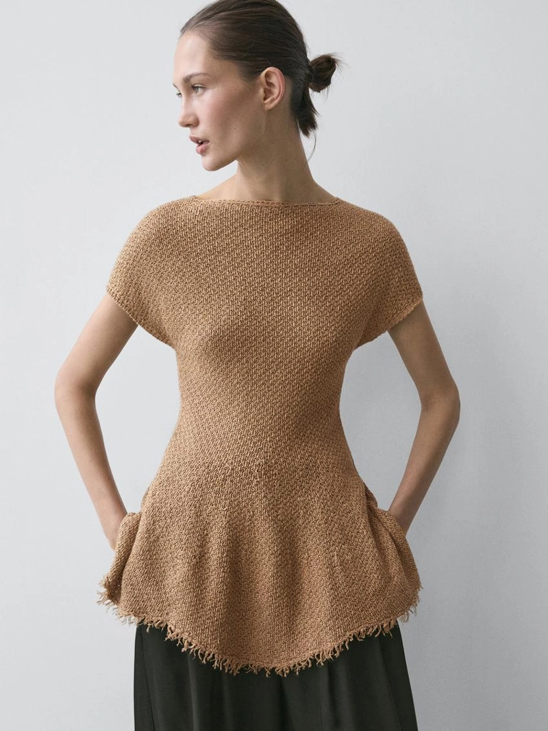 Топ из 100% льна с декоративной отделкой