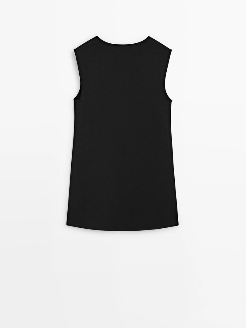 Платье мини из плотно вплетенного кружева