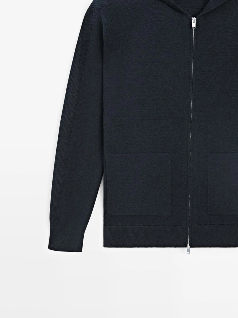 Кардиган с капюшоном на молнии из трикотажа