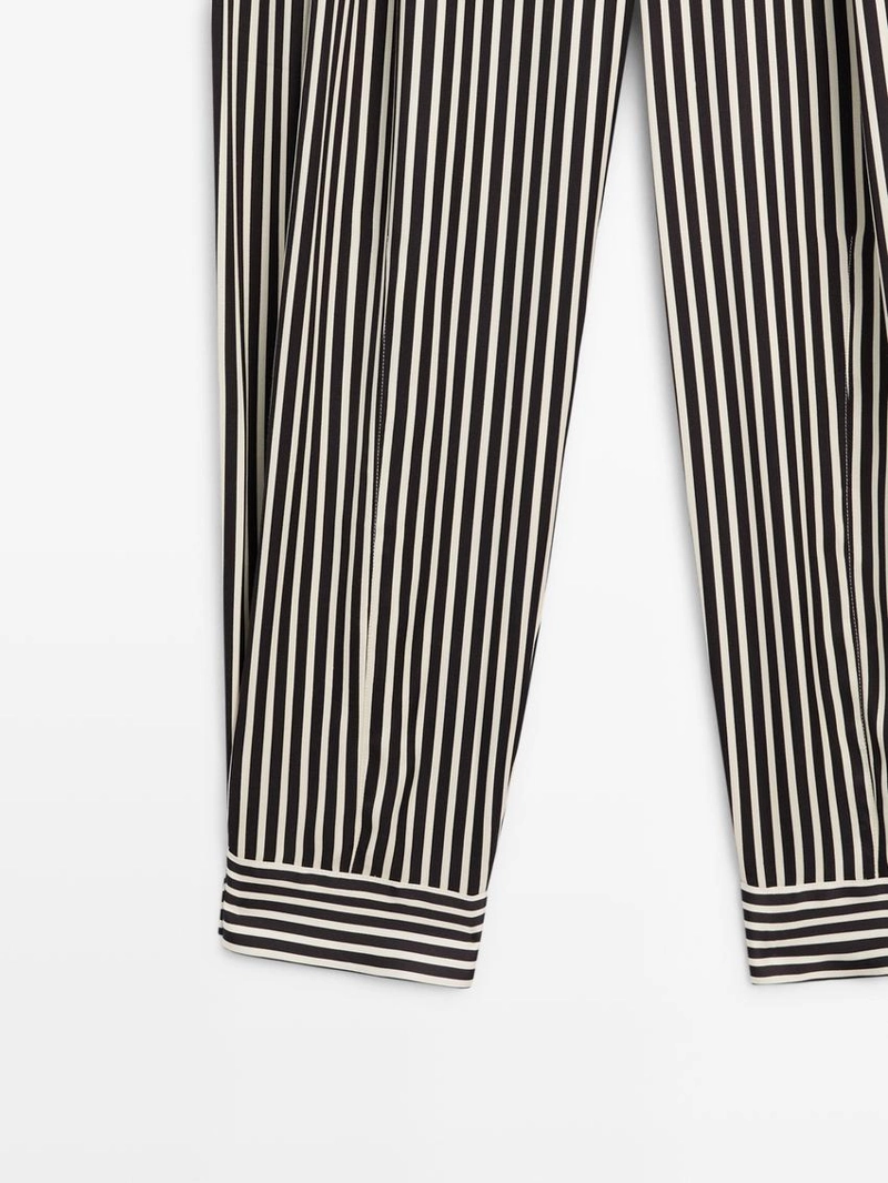 Полосатые брюки с запахом и вытачками