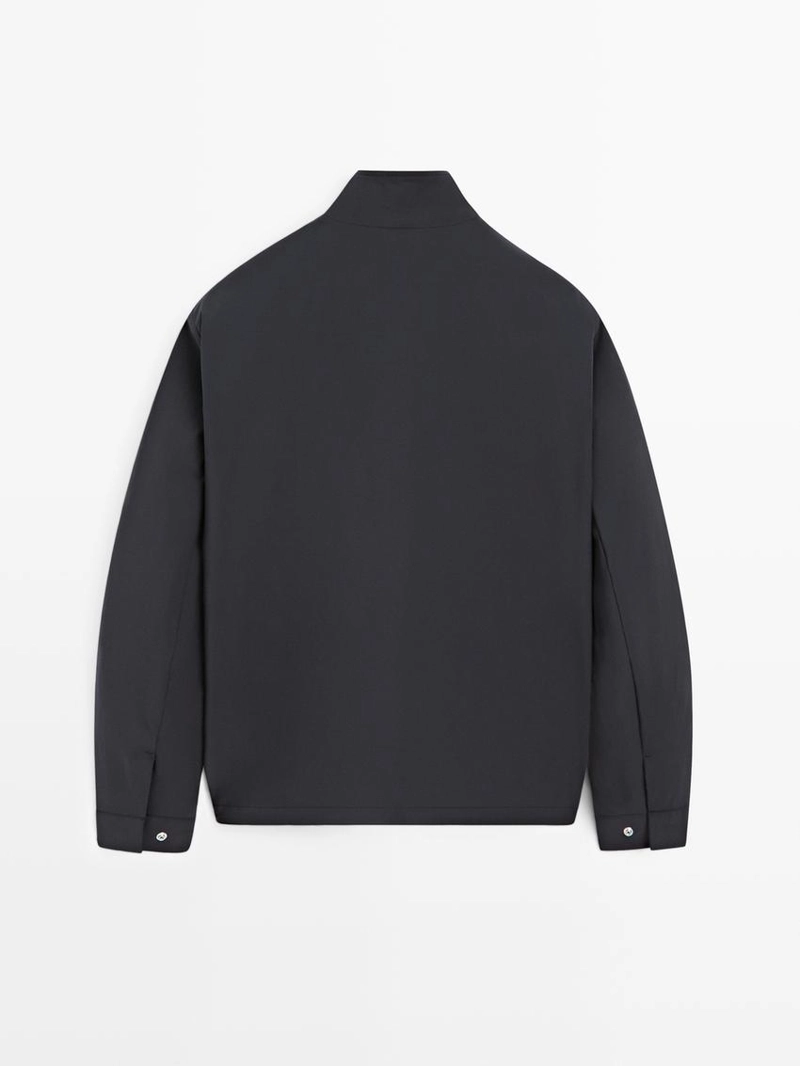 Куртка из технической двунаправленной ткани