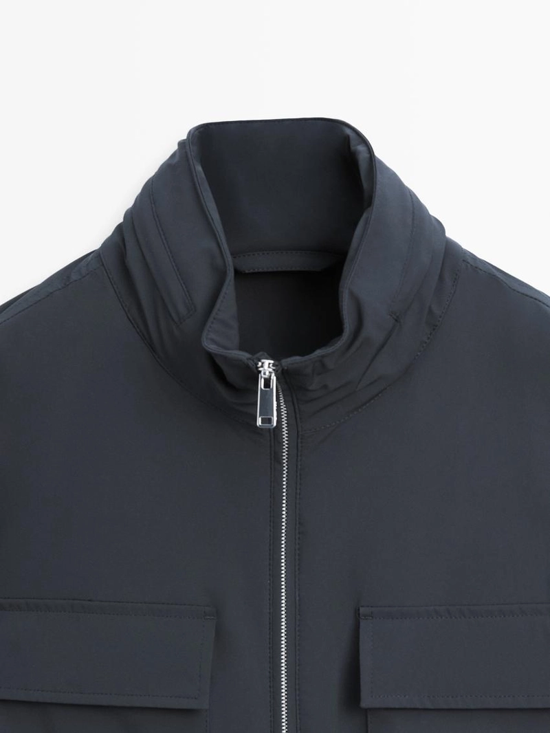 Куртка из эластичной ткани