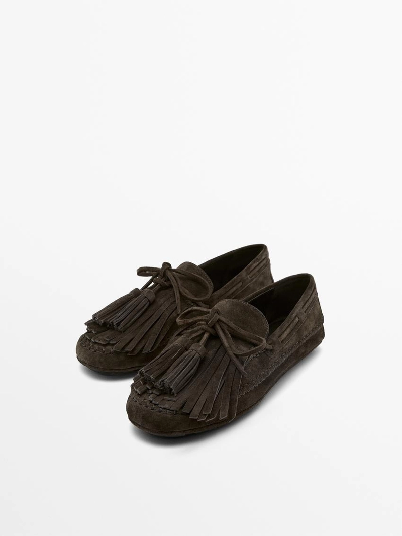 Лоферы с бахромой из замши с кисточками massimo dutti