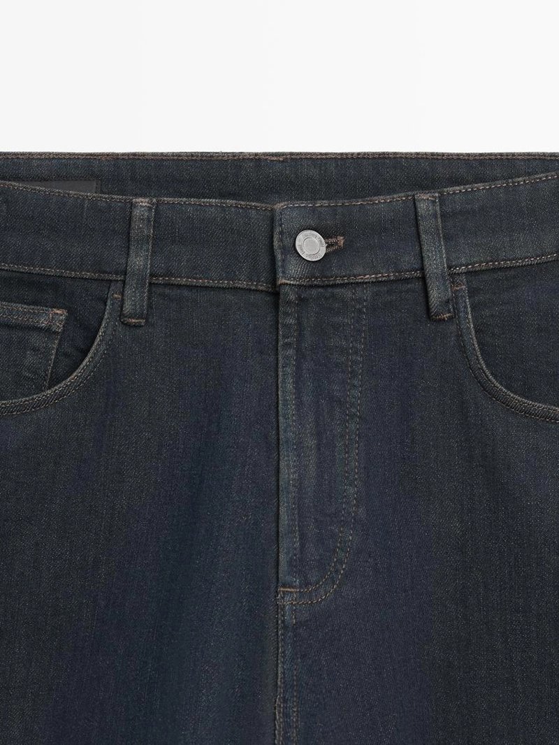 Джинсы slim fit